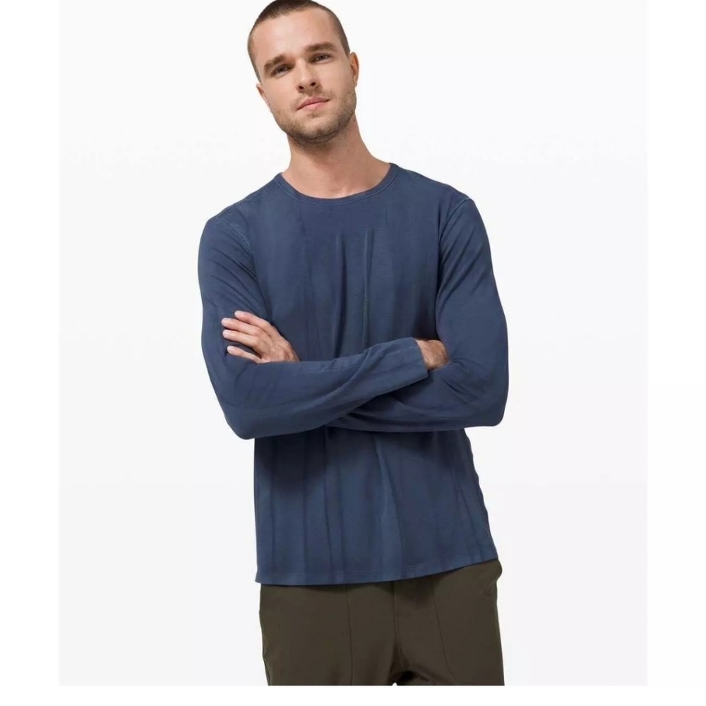 Lululemon 5 Year Basic Vertical Spray Dye Blue Long Sleeve Shirt Size Large